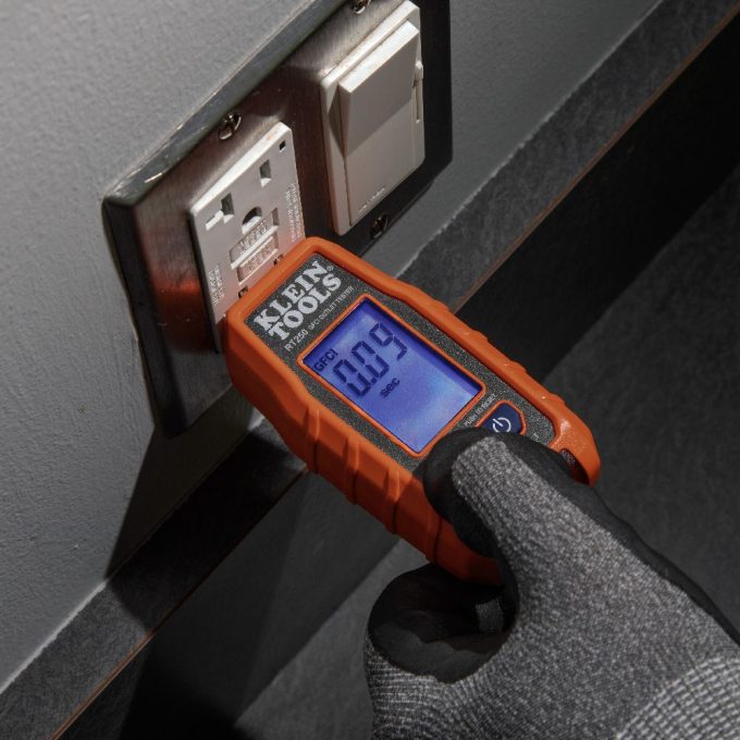 Klein Tools RT250KIT Premium Non-Contact Voltage and GFCI Receptacle Electrical Test Kit - Image 11